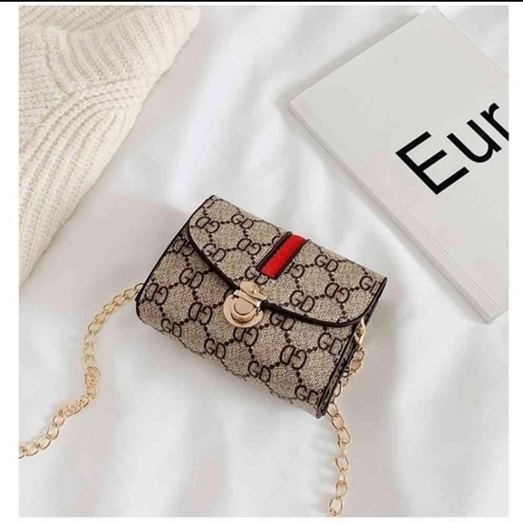 NEW FASHIONABLE MINI 👛 - Picture 3 of 10